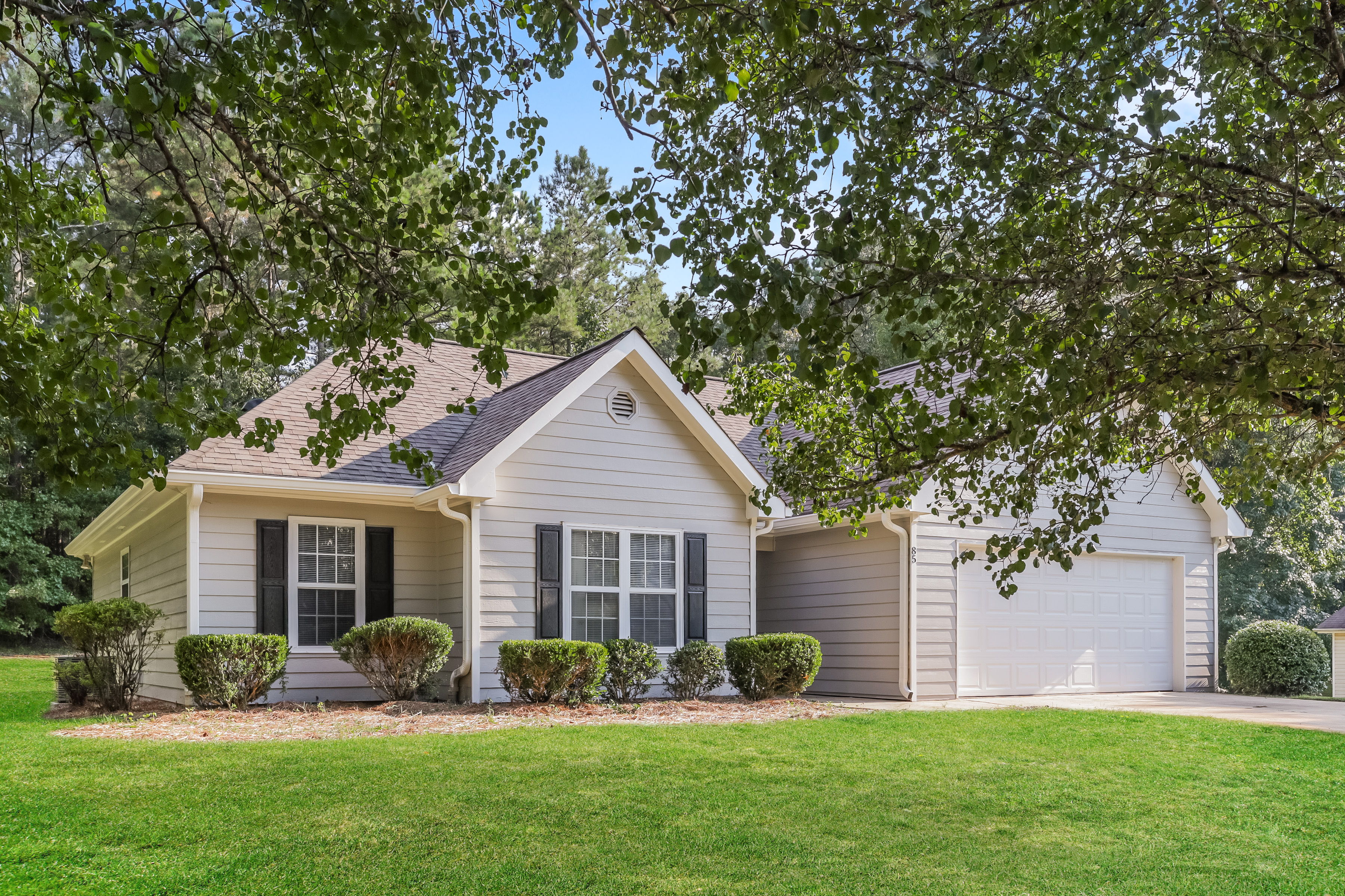 85 WINDWARD DR COVINGTON, GA 30016